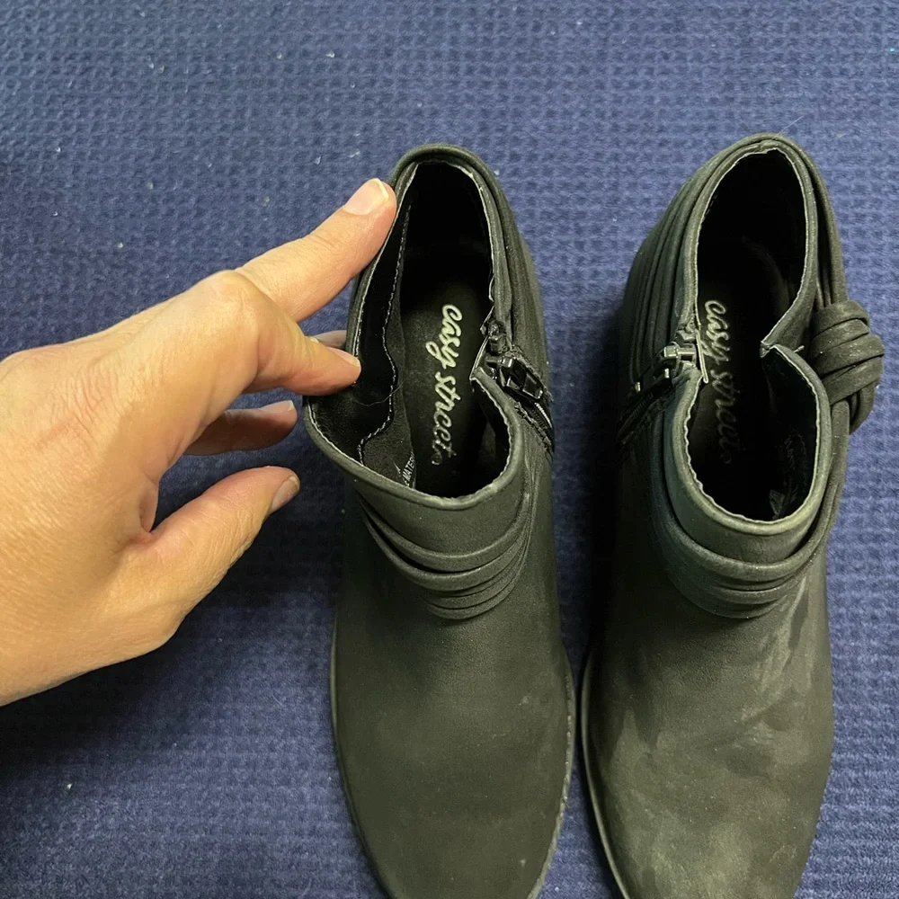 Easy Street Black Ankle Boots with Side Zipper